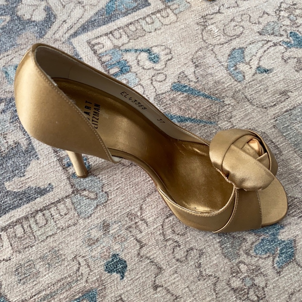 Stuart Weitzman Pomposo Camel Satin Peep Toe Pump